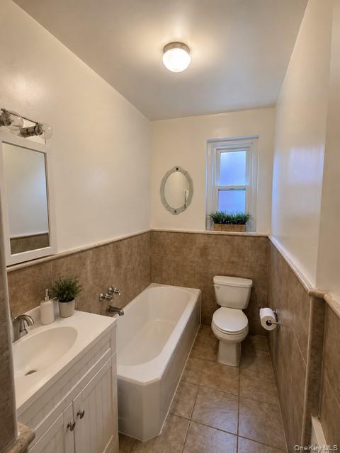 111-39 76th D10 Property Photo 7