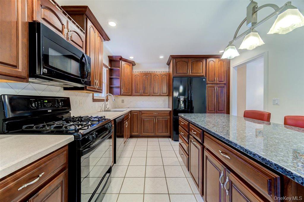 26 Heaney Drive Property Photo 13