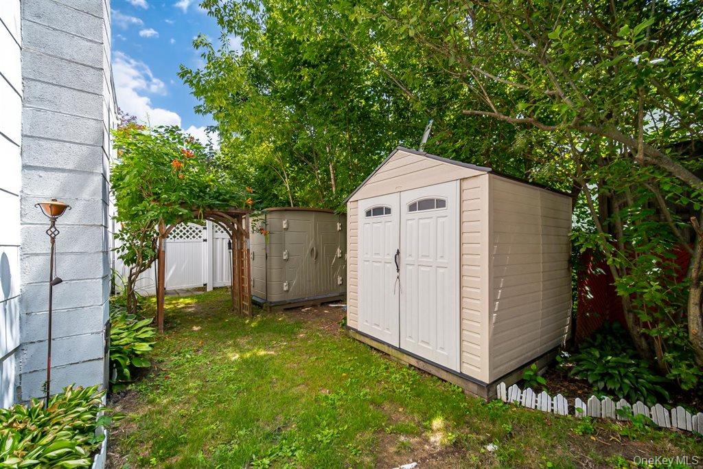 26 Heaney Drive Property Photo 35