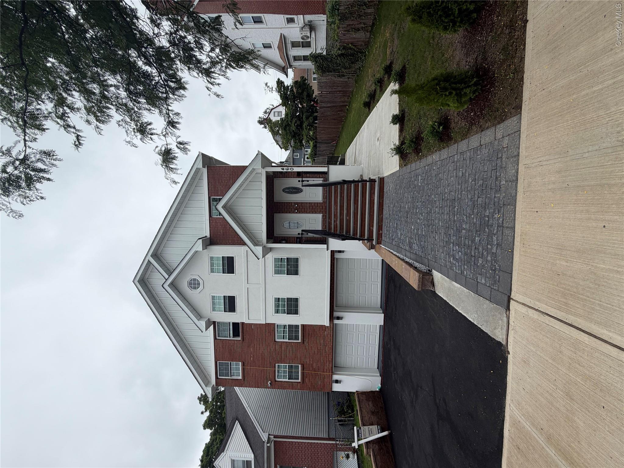 460 Dunham Avenue Property Photo 1
