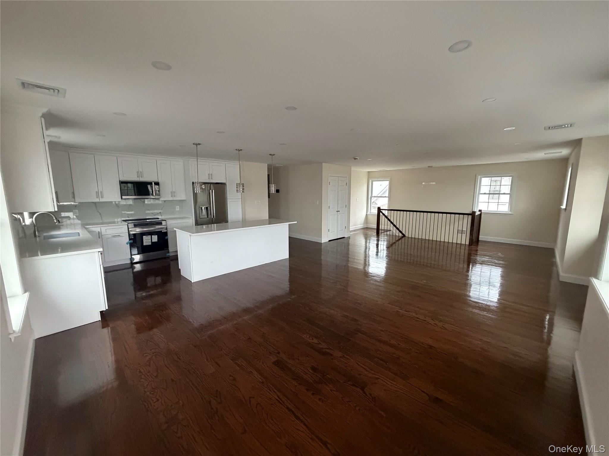 460 Dunham Avenue Property Photo 24