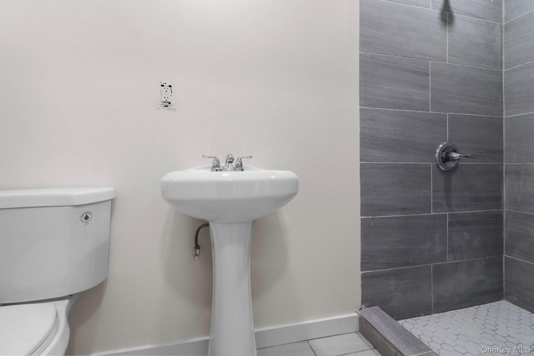 1518 Fielding Street Property Photo 33