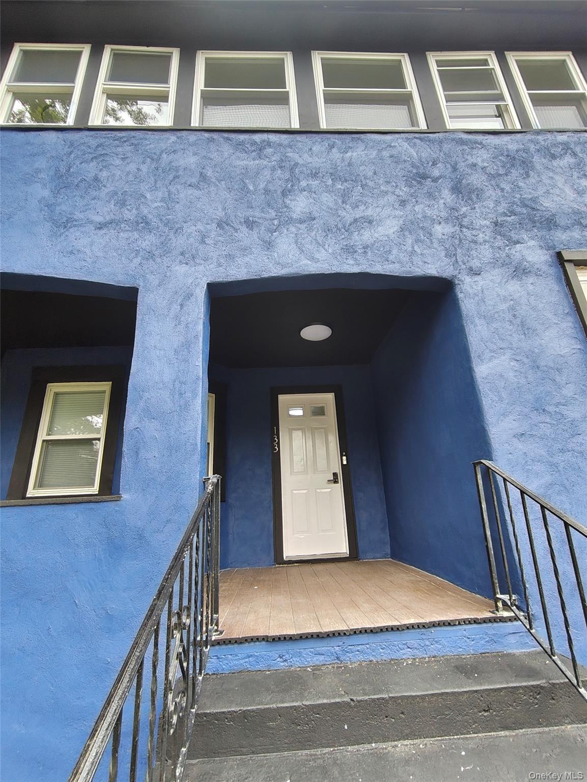133 Lincoln Avenue Property Photo 1