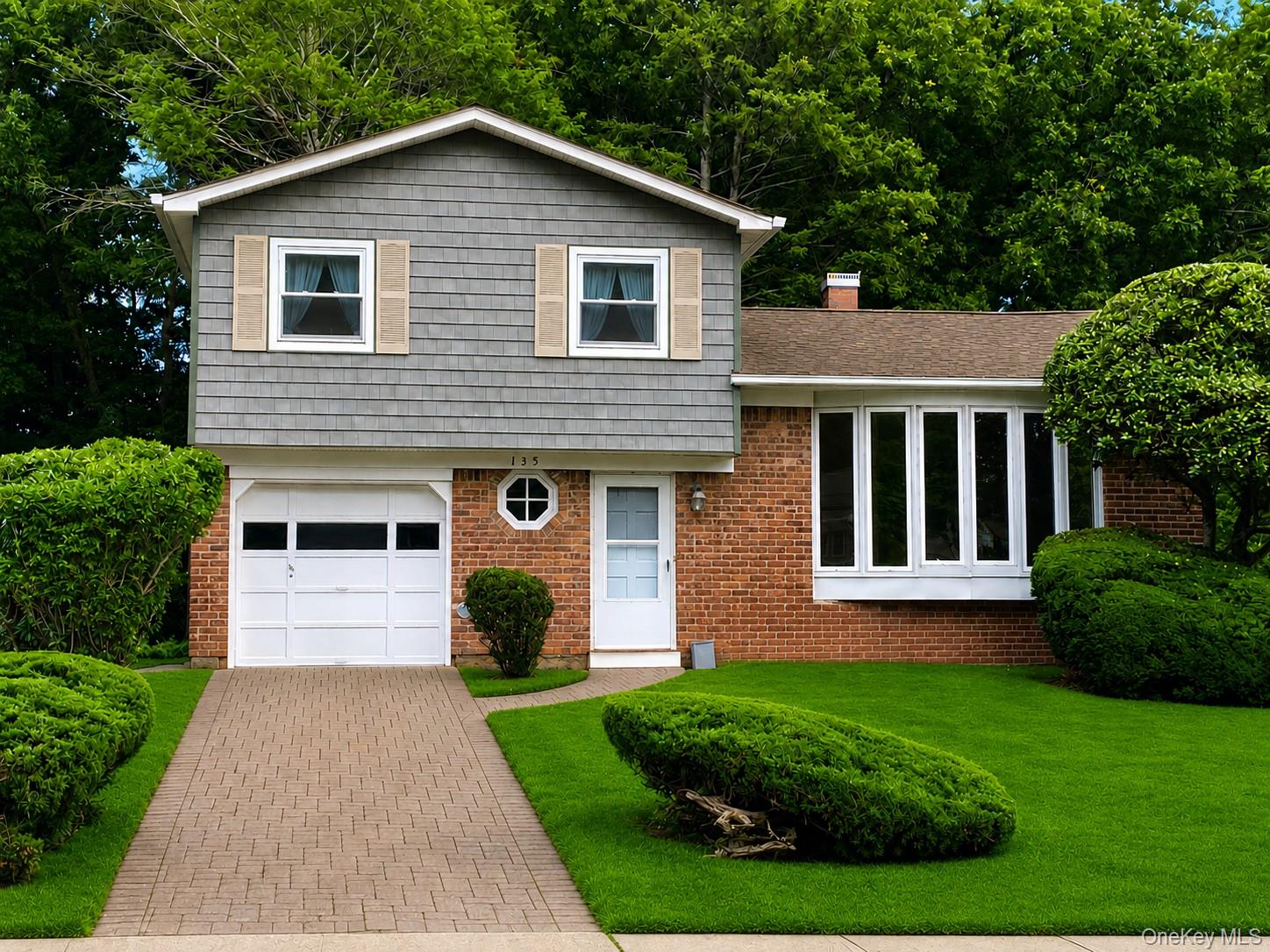 135 Atlantic Place Property Photo 1