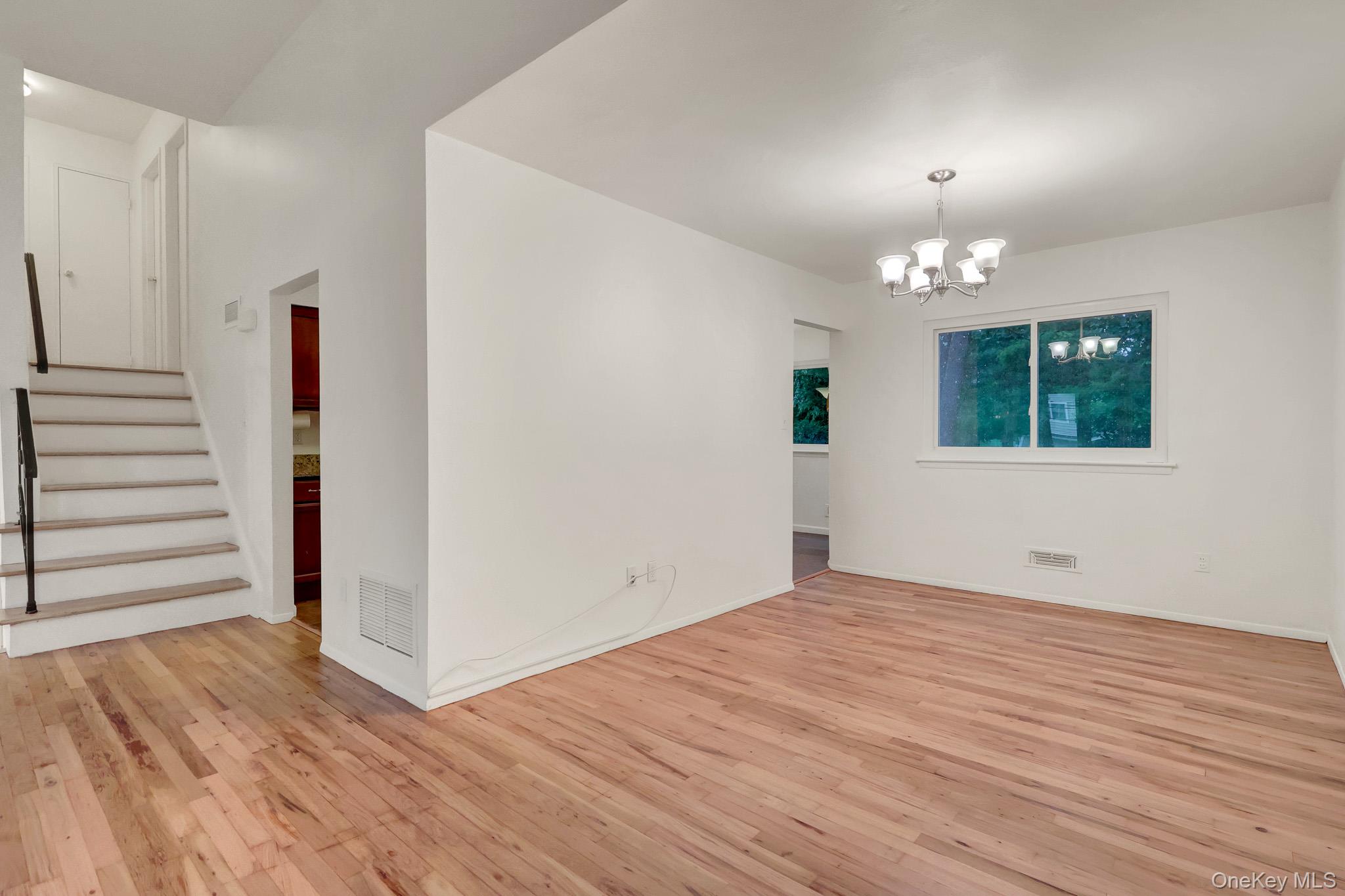 135 Atlantic Place Property Photo 9