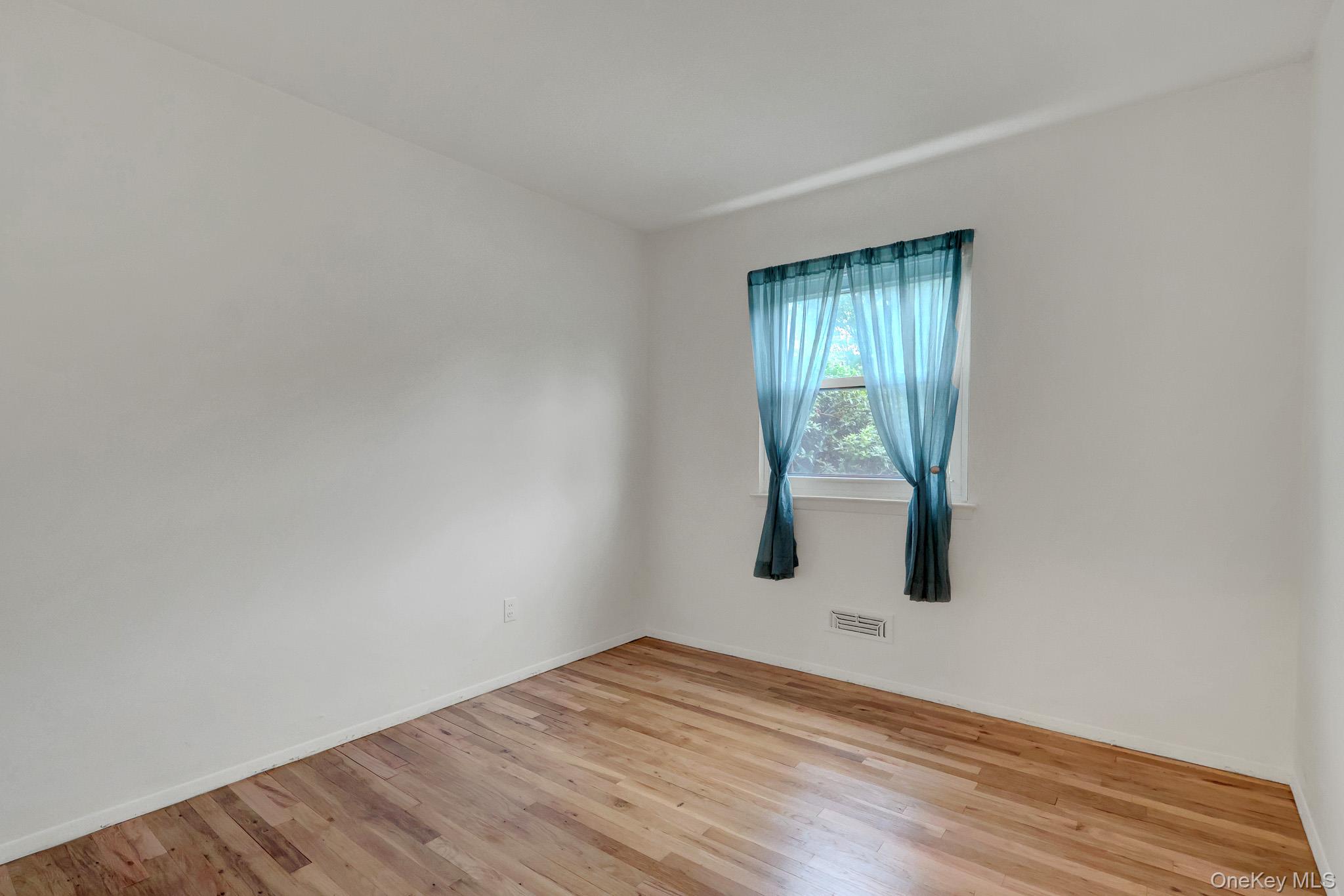 135 Atlantic Place Property Photo 17