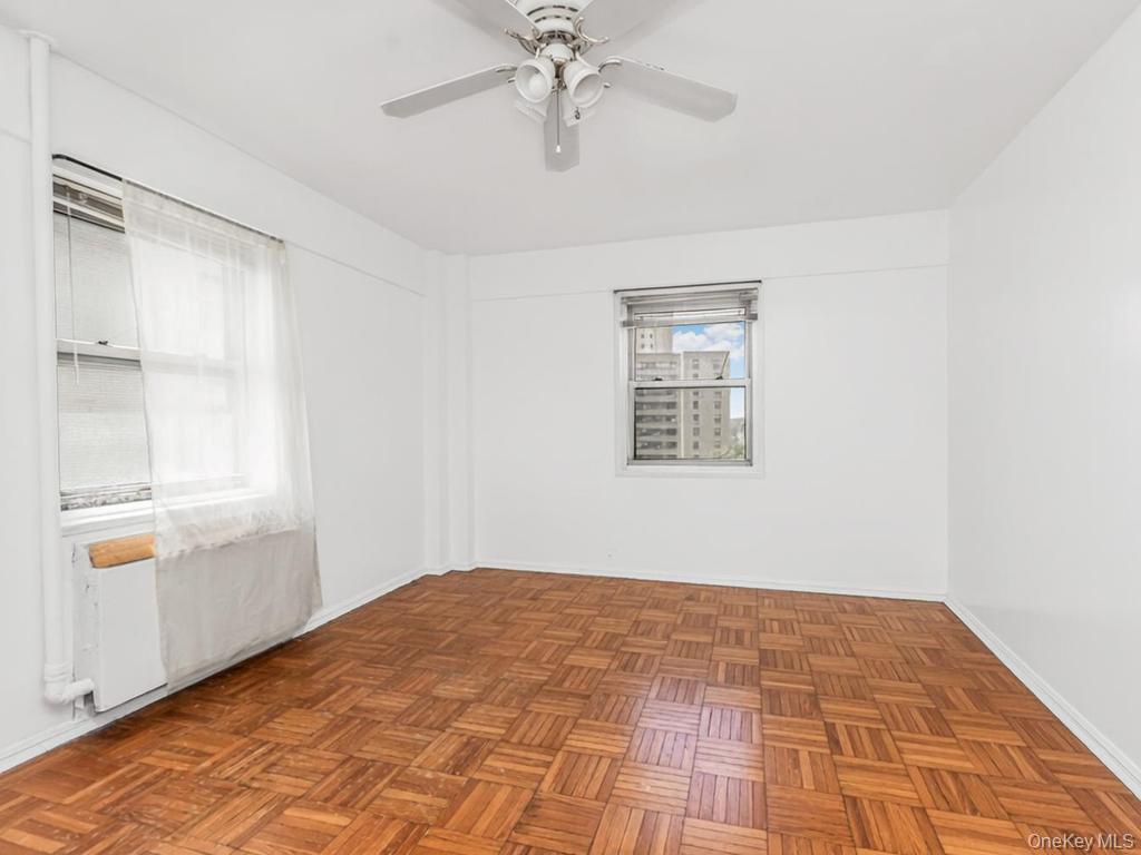 6 Fordham Hill Oval 10f Property Photo 3