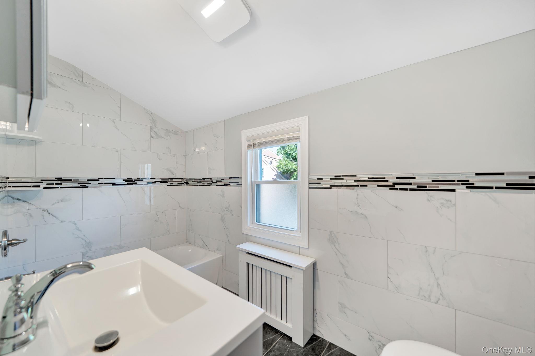 102 Strattford Road Property Photo 23