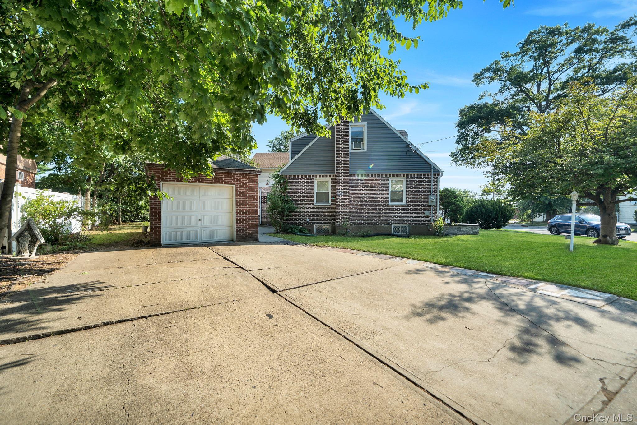 102 Strattford Road Property Photo 25