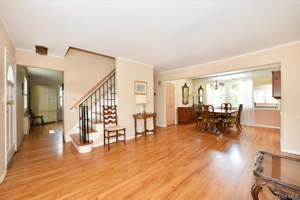 344 New York Avenue Property Photo 7