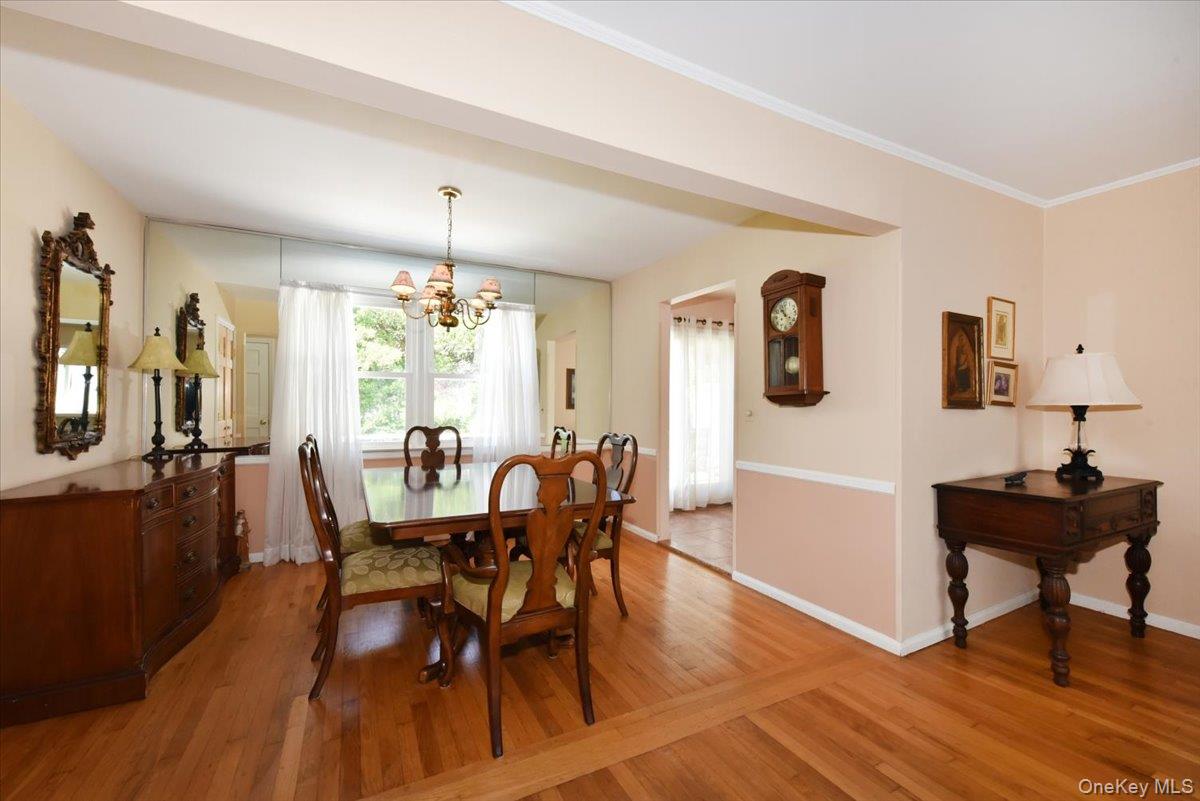 344 New York Avenue Property Photo 10