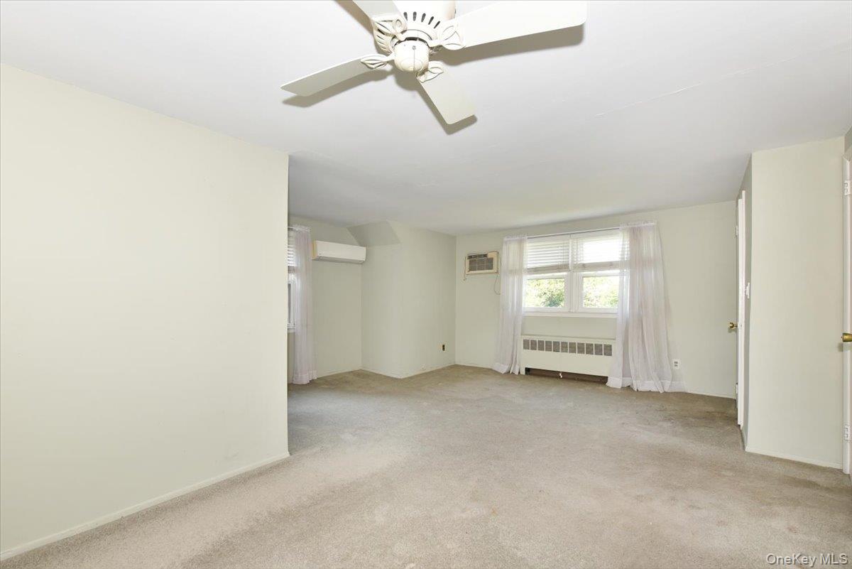 344 New York Avenue Property Photo 23