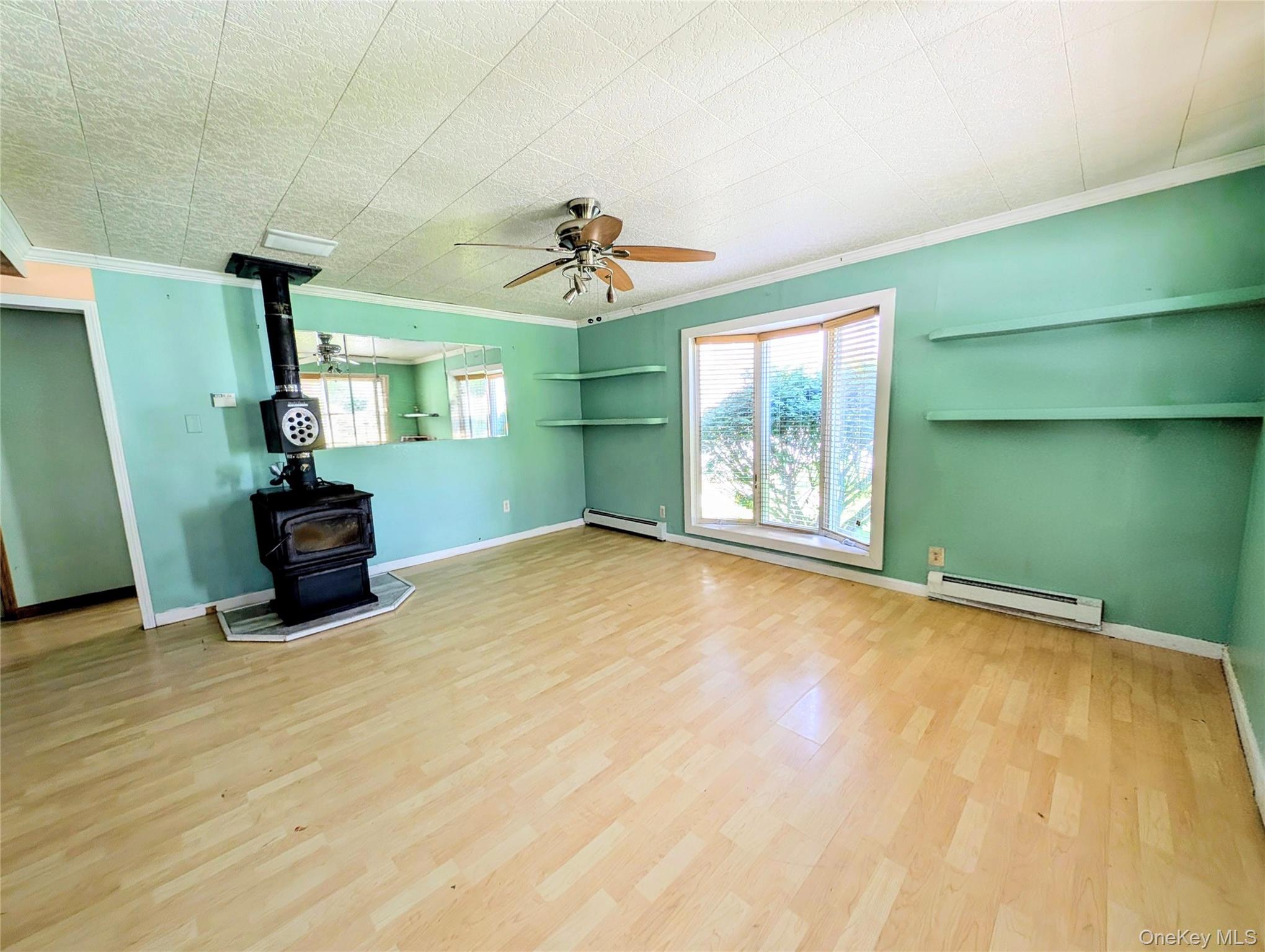 93 Carrier Street Property Photo 6