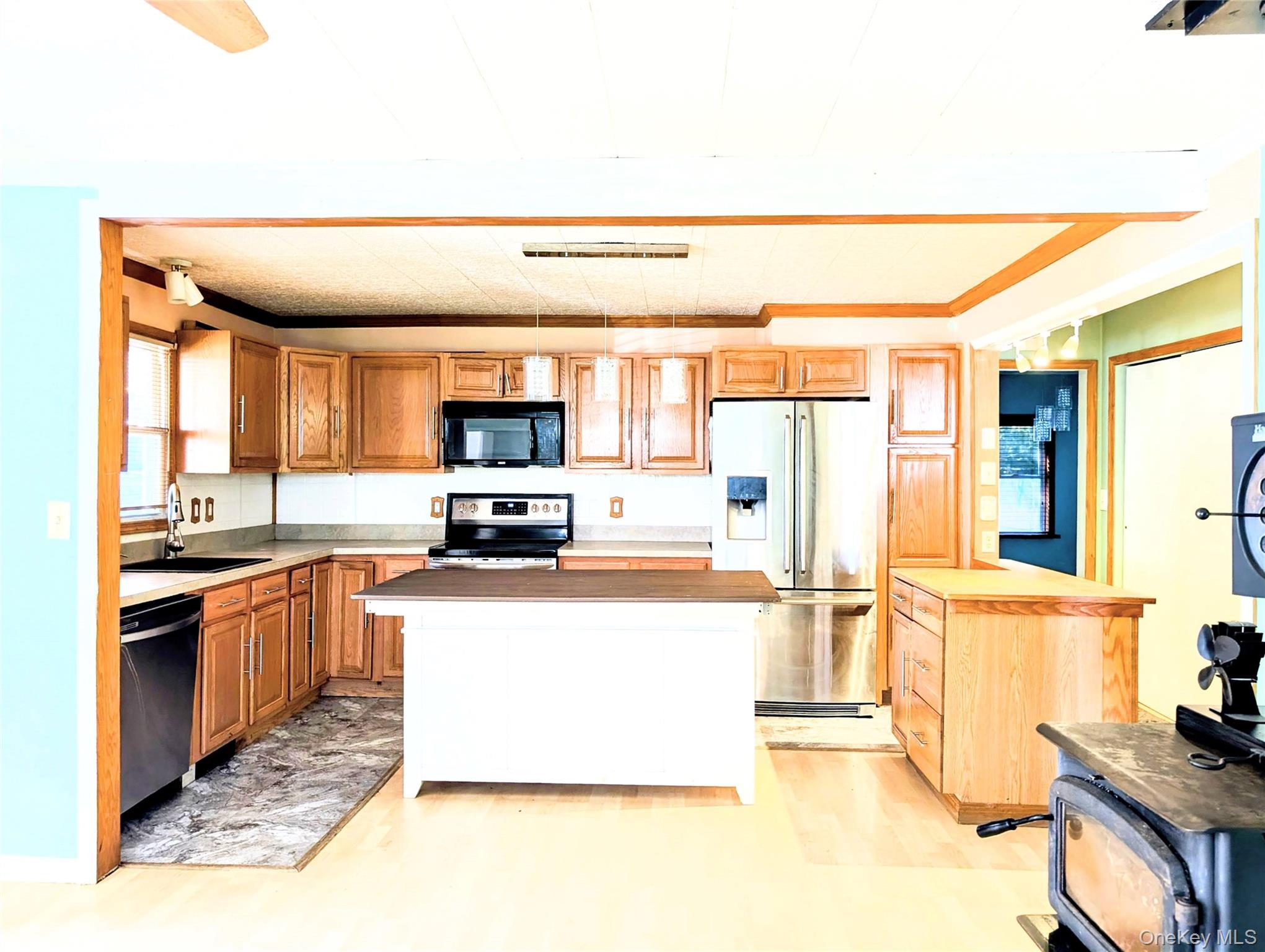 93 Carrier Street Property Photo 11