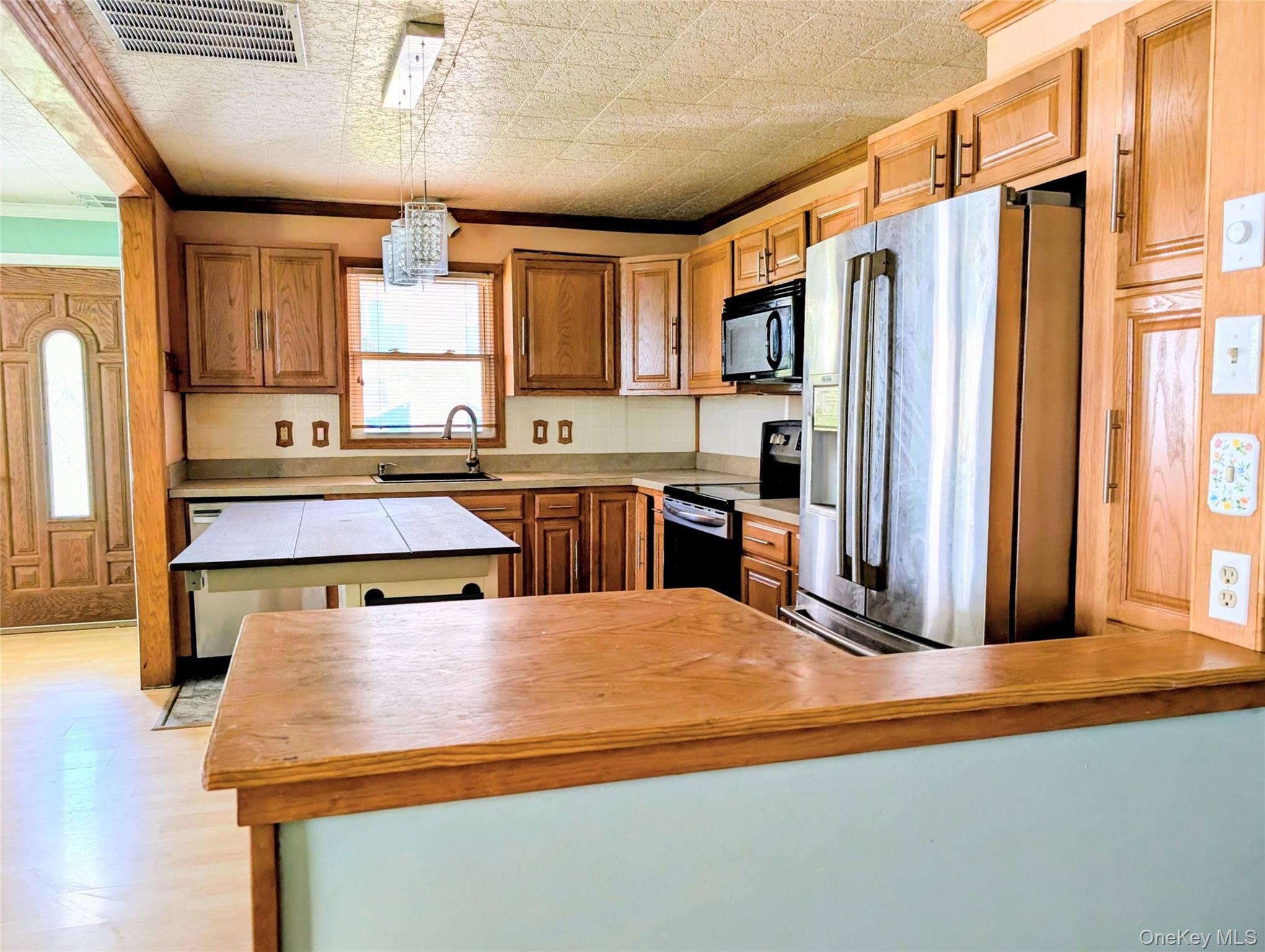 93 Carrier Street Property Photo 12