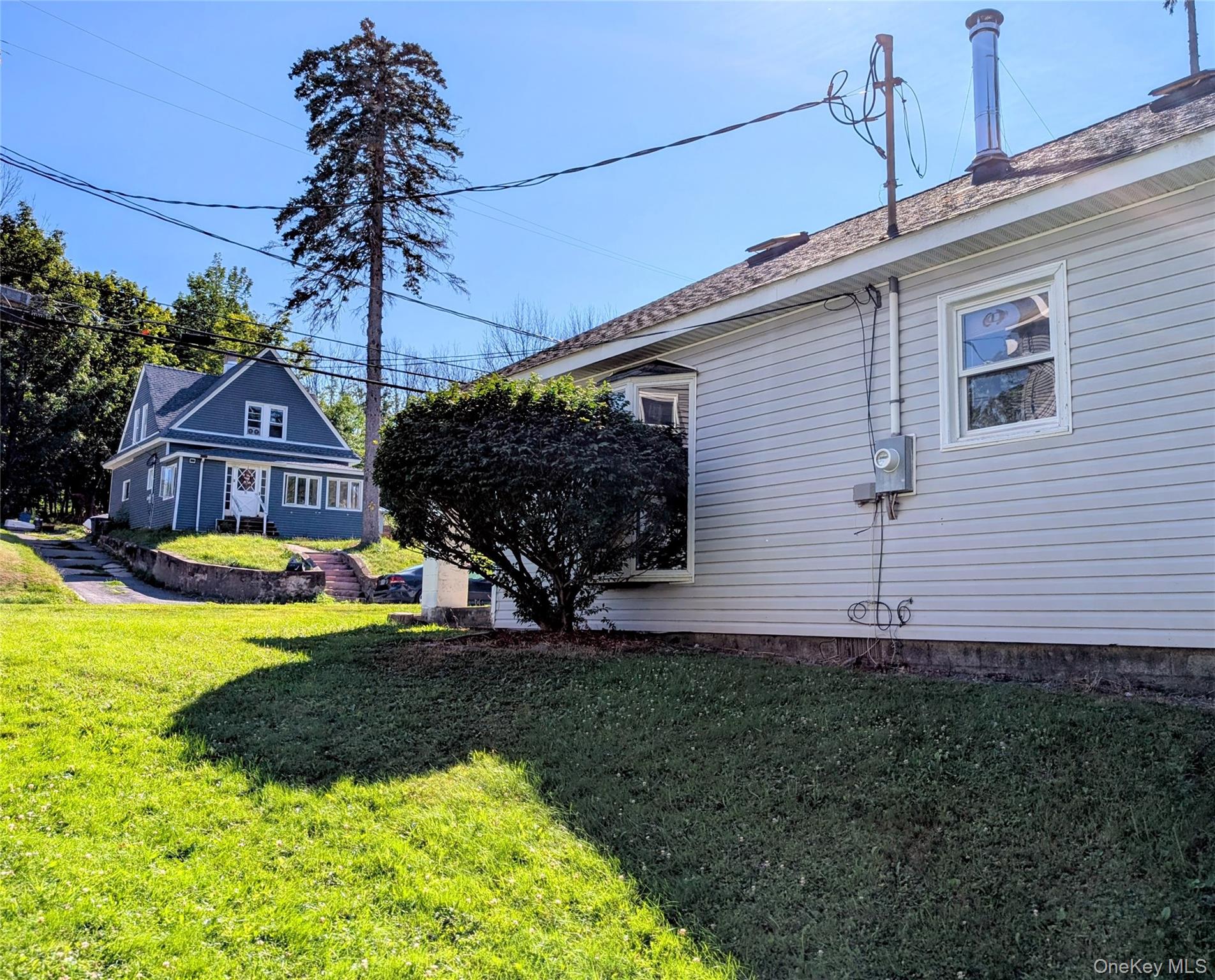 93 Carrier Street Property Photo 29