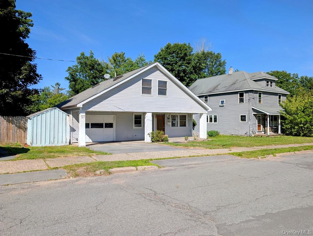 93 Carrier Street Property Photo 38