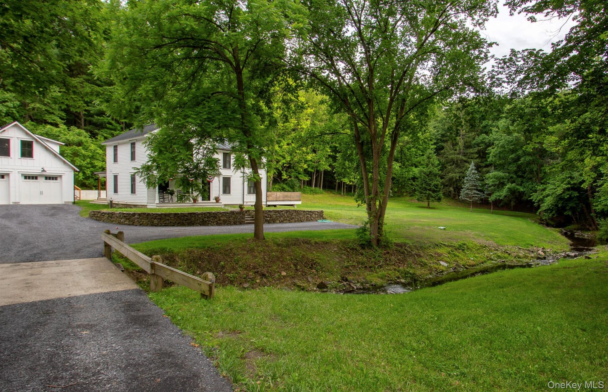 48 Konig Road Property Photo 3
