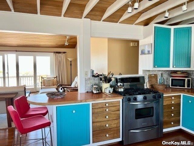 3 Oswego Avenue Property Photo 7