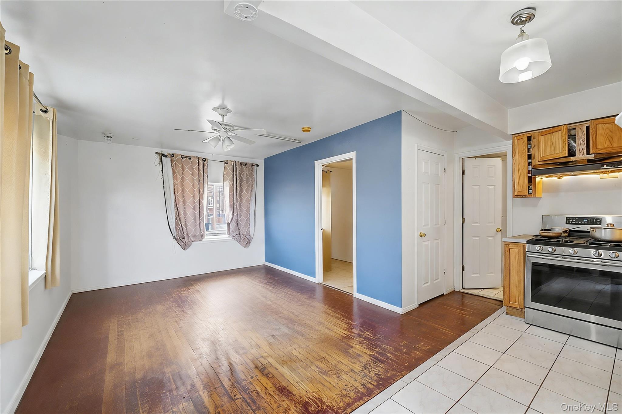 103-25 Alstyne Avenue Property Photo 2