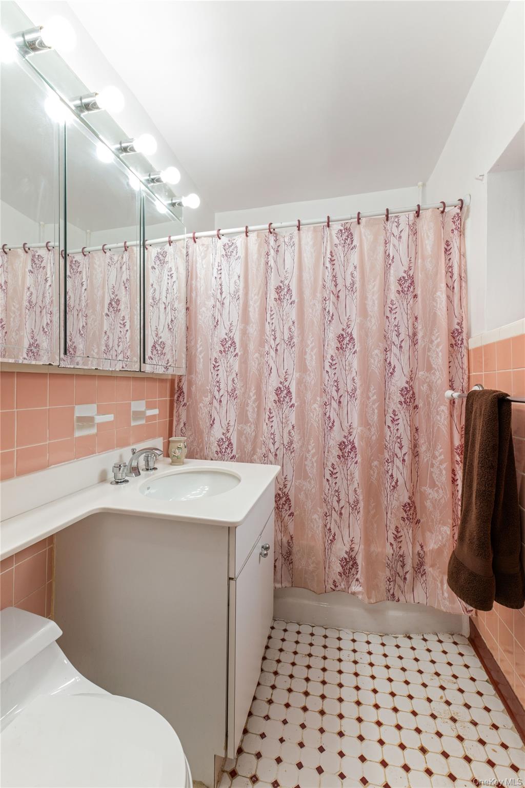 204-15 Foothill Ave. #b56 Property Photo 17