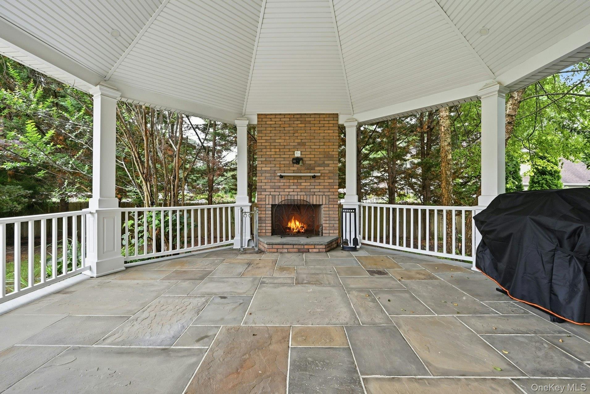 12 Glenridge Lane Property Photo 23