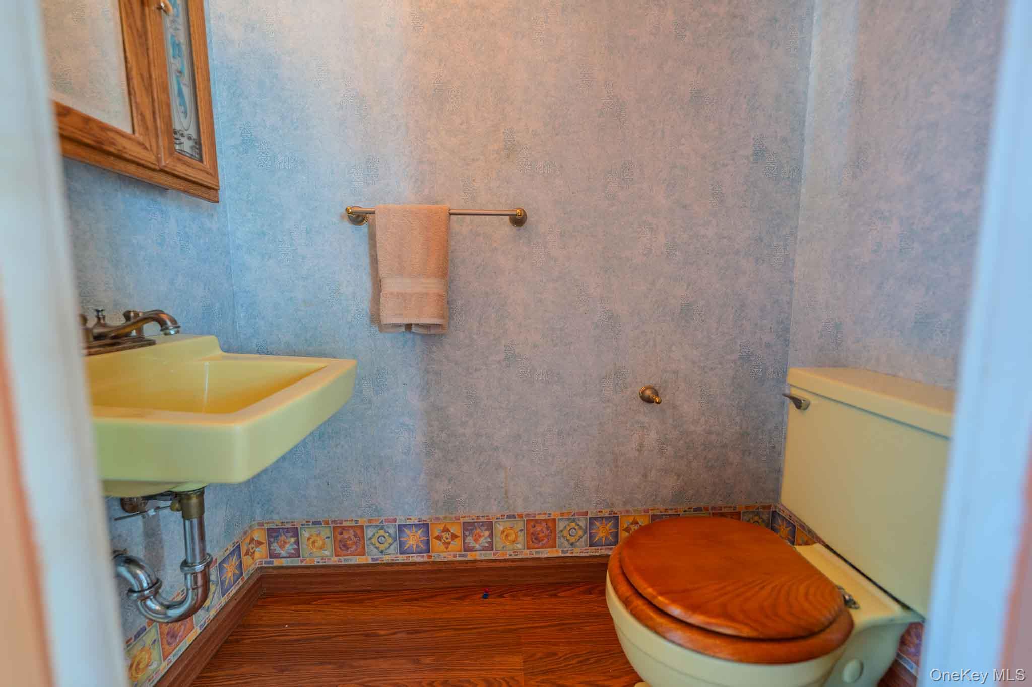 21 Madeley Lane Property Photo 9