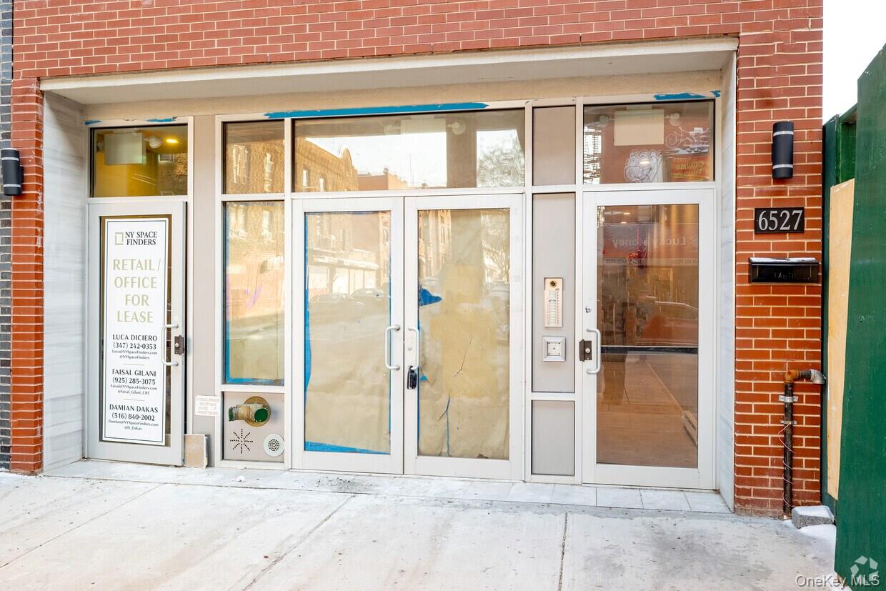 65-27 Roosevelt Avenue Property Photo 1