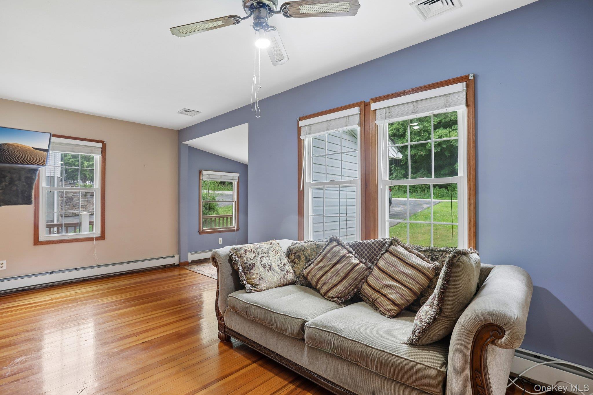 8 Sunset Heights Property Photo 8