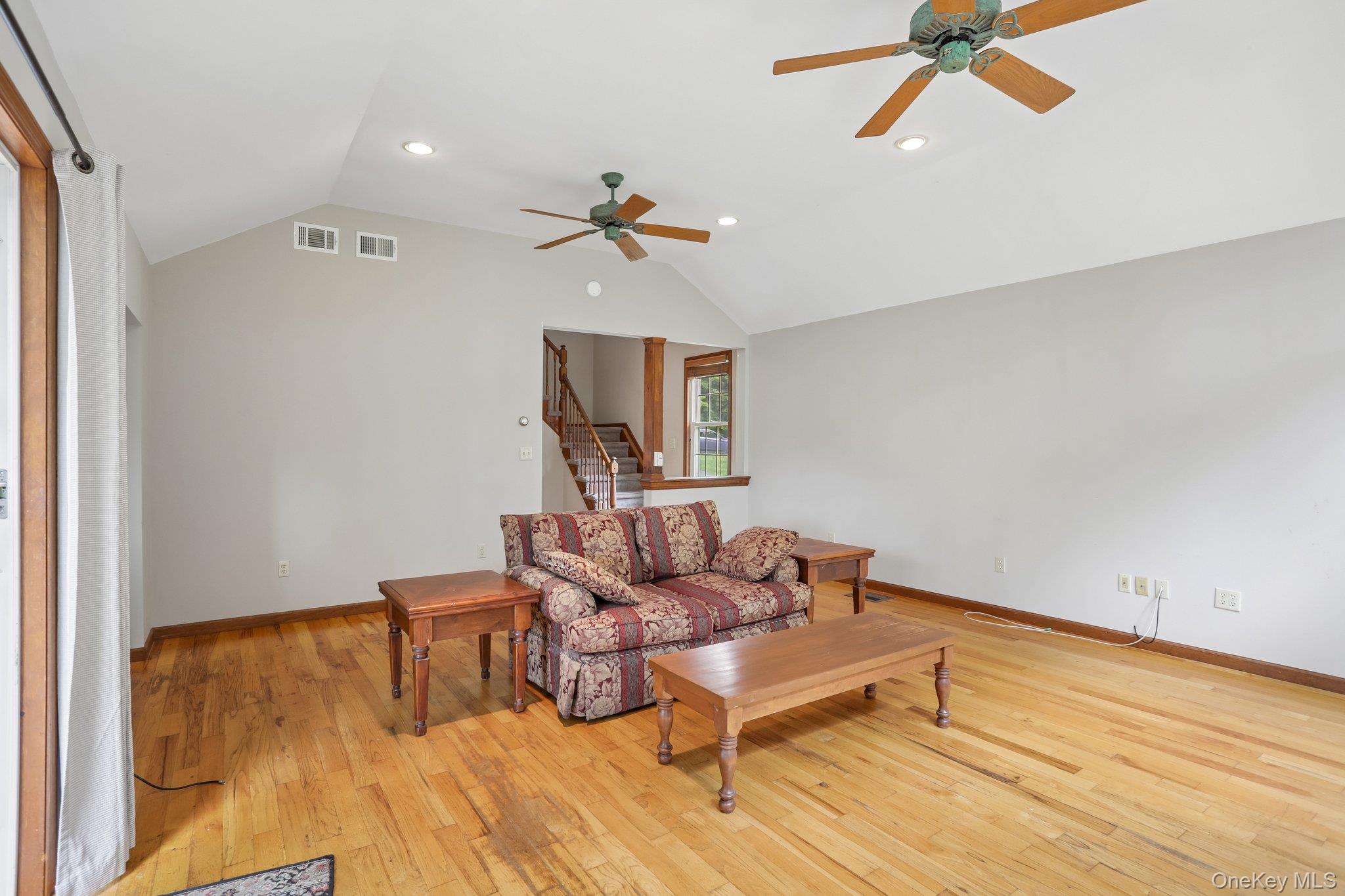 8 Sunset Heights Property Photo 19