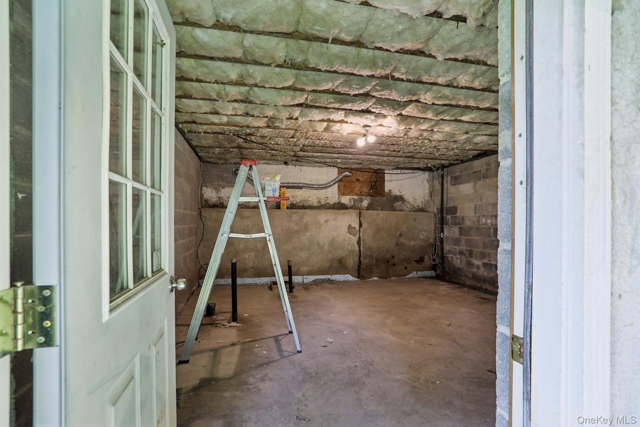 8 Sunset Heights Property Photo 30