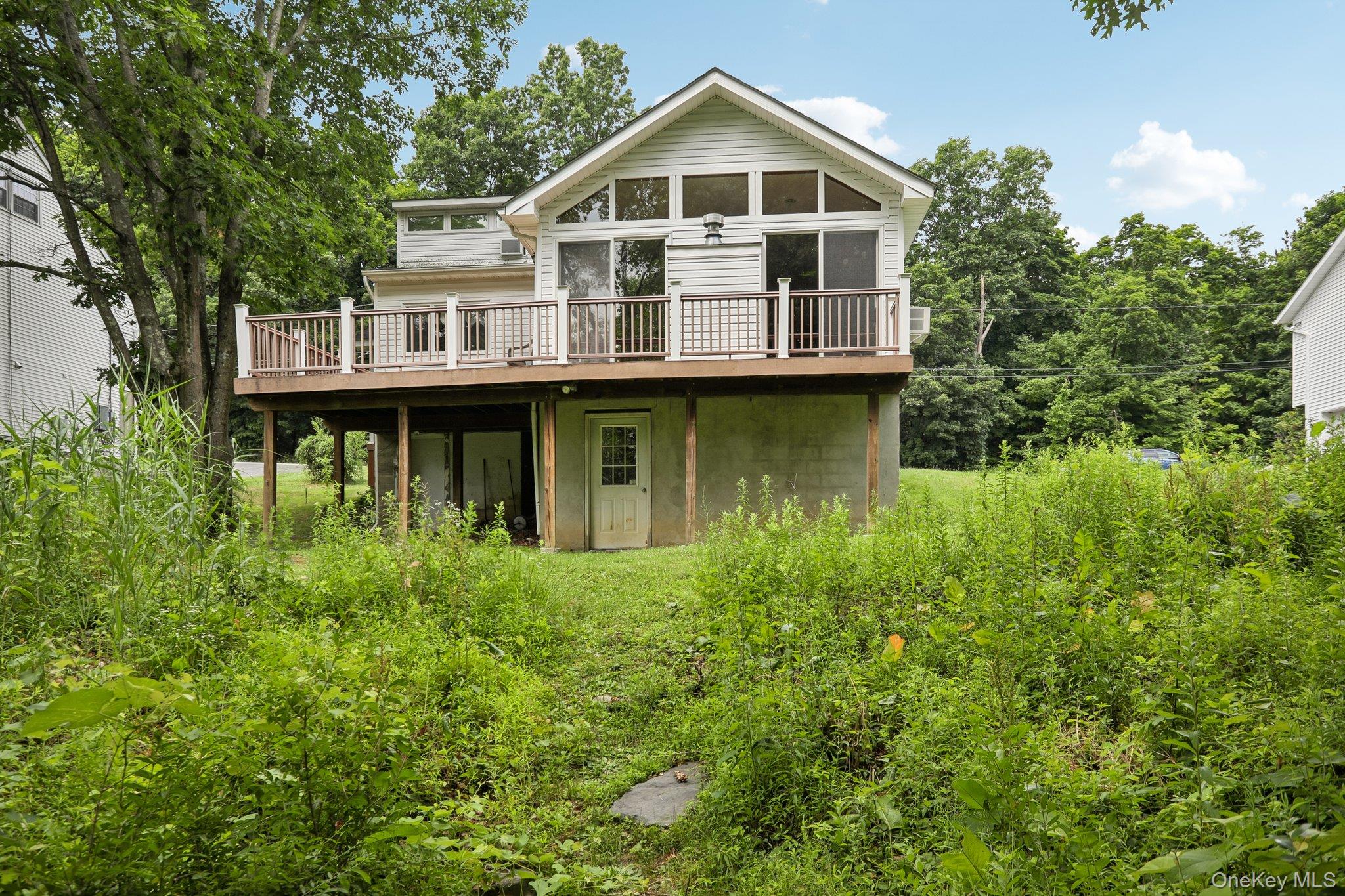 8 Sunset Heights Property Photo 36