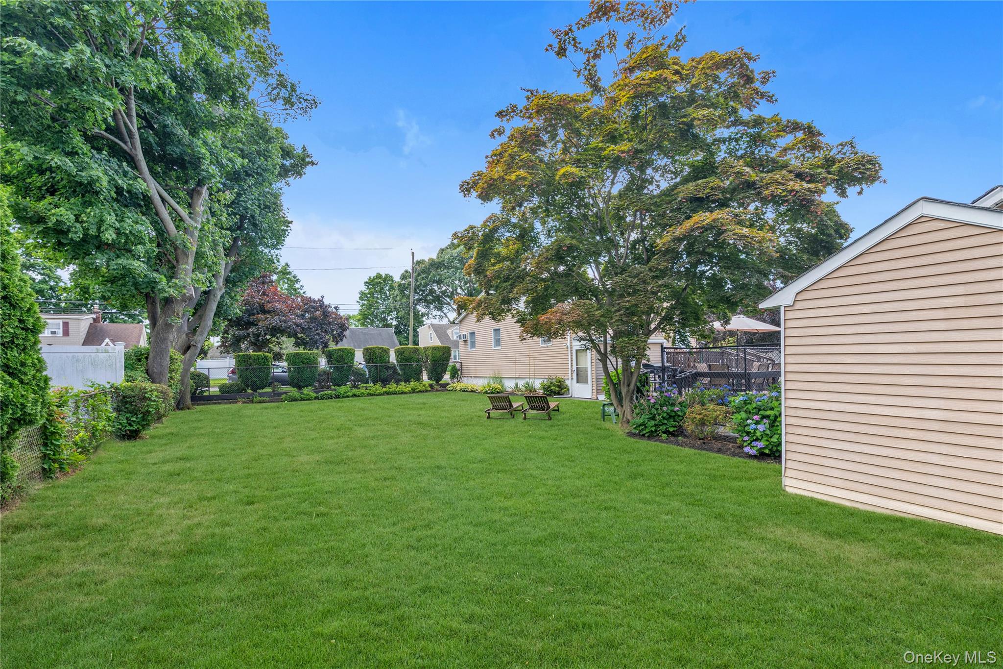 369 Maple Avenue Property Photo 15