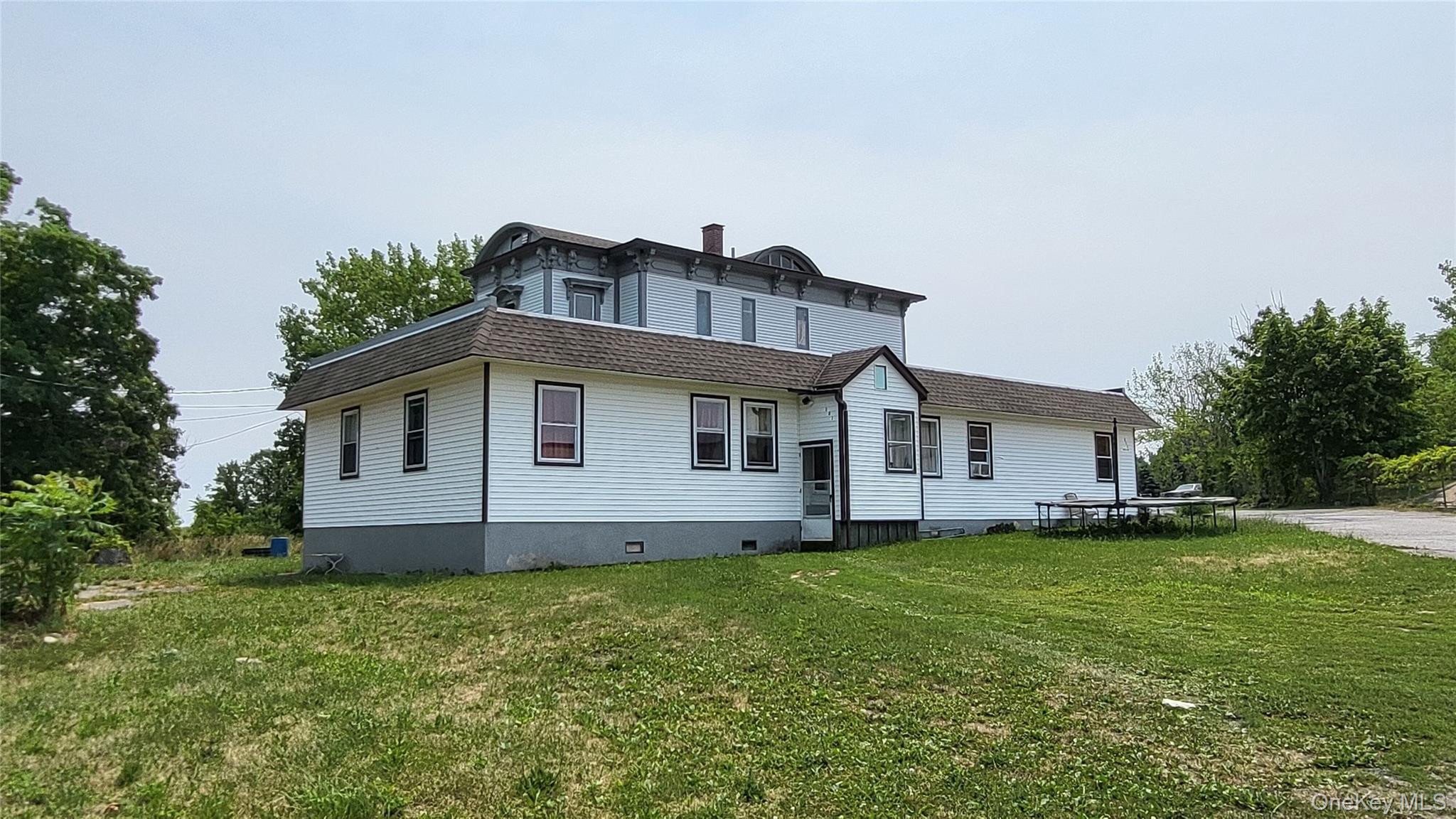 1 Mills Place Property Photo 1
