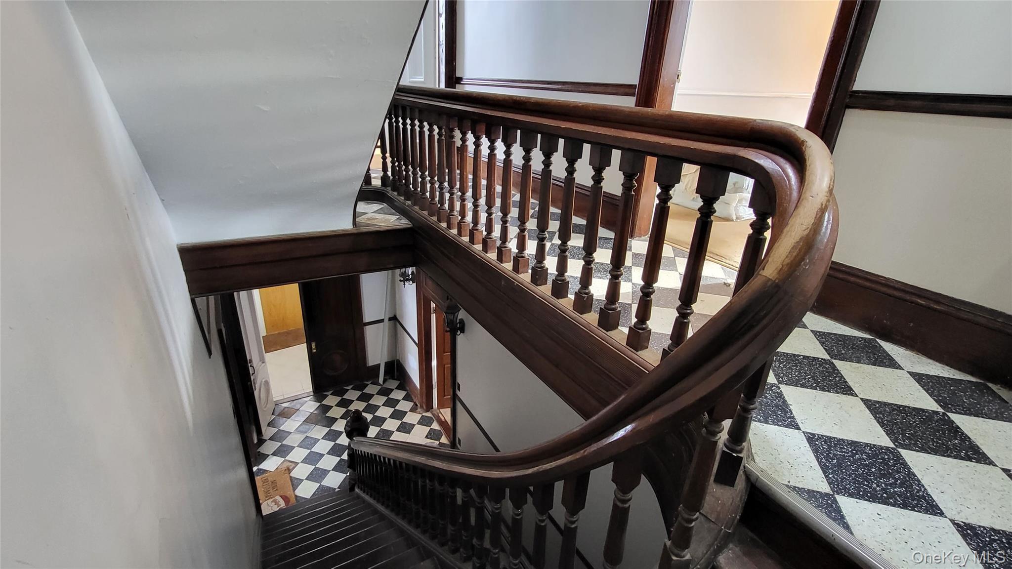 1 Mills Place Property Photo 15