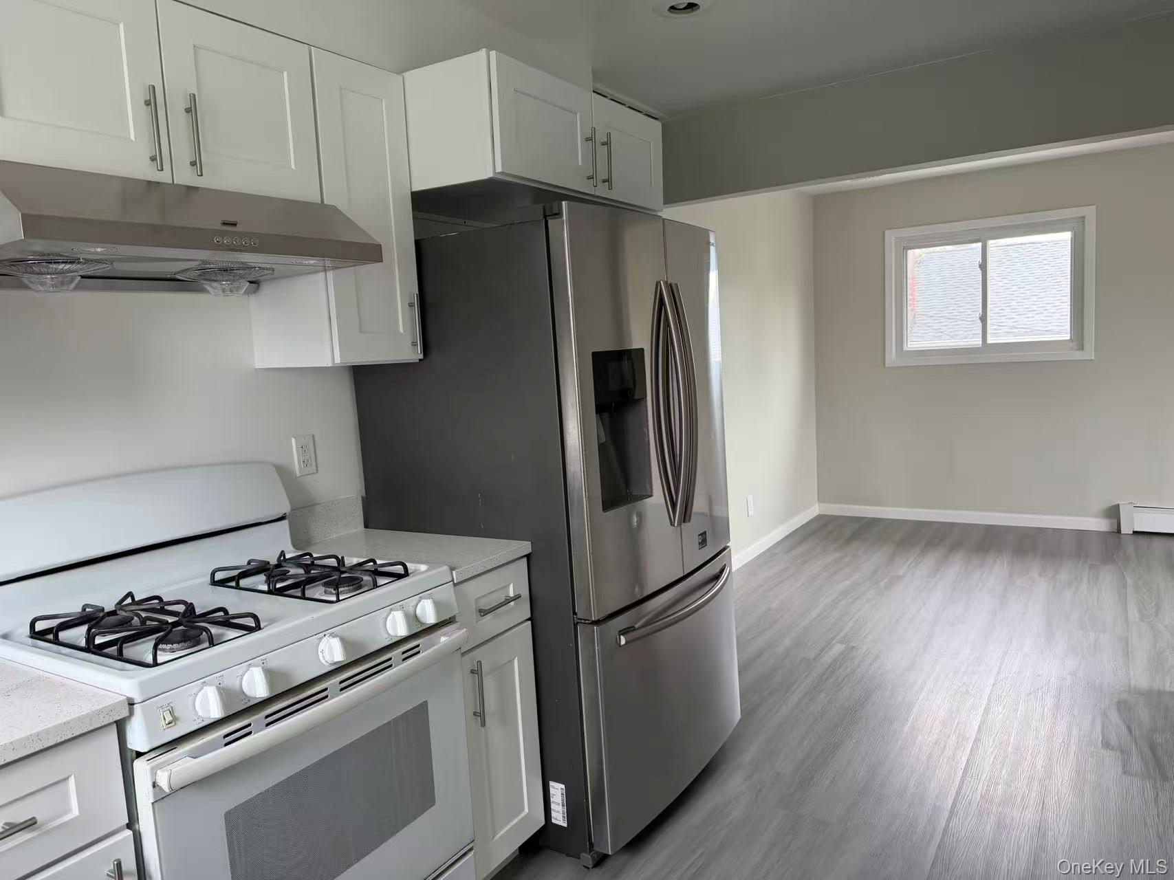 858 Oliver Avenue Property Photo 15
