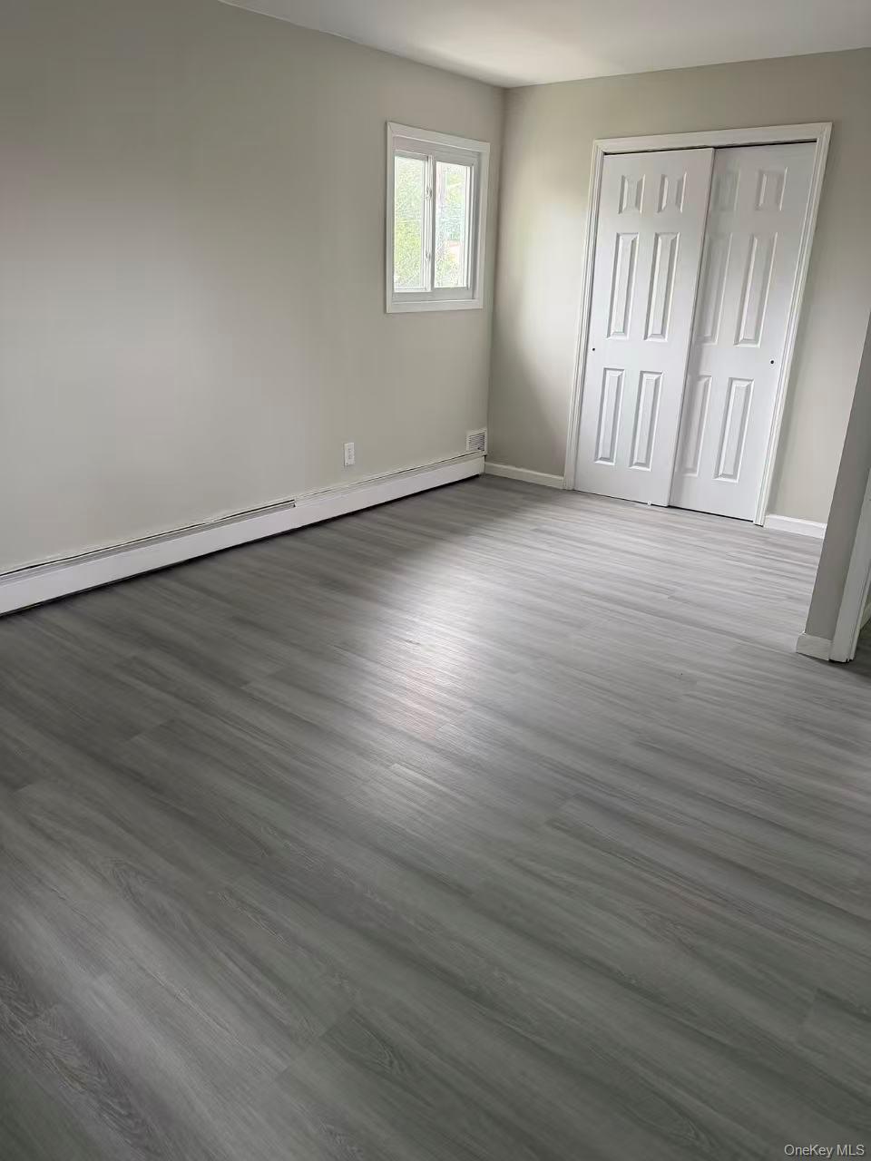 858 Oliver Avenue Property Photo 19