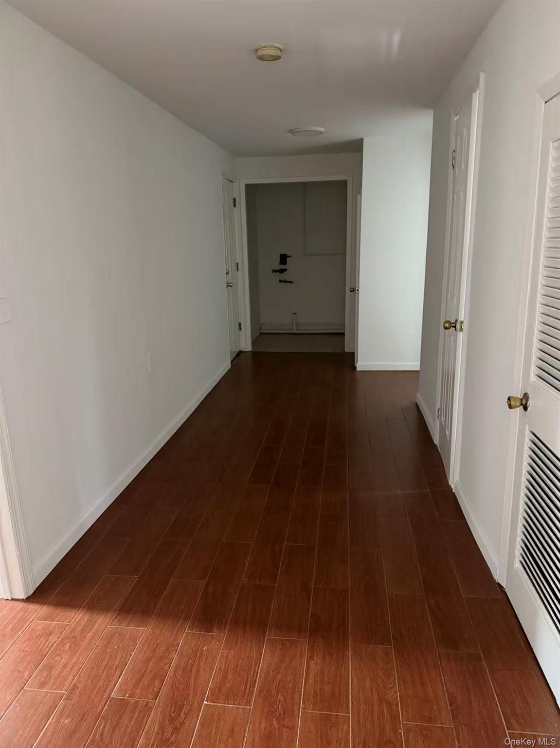 858 Oliver Avenue Property Photo 29