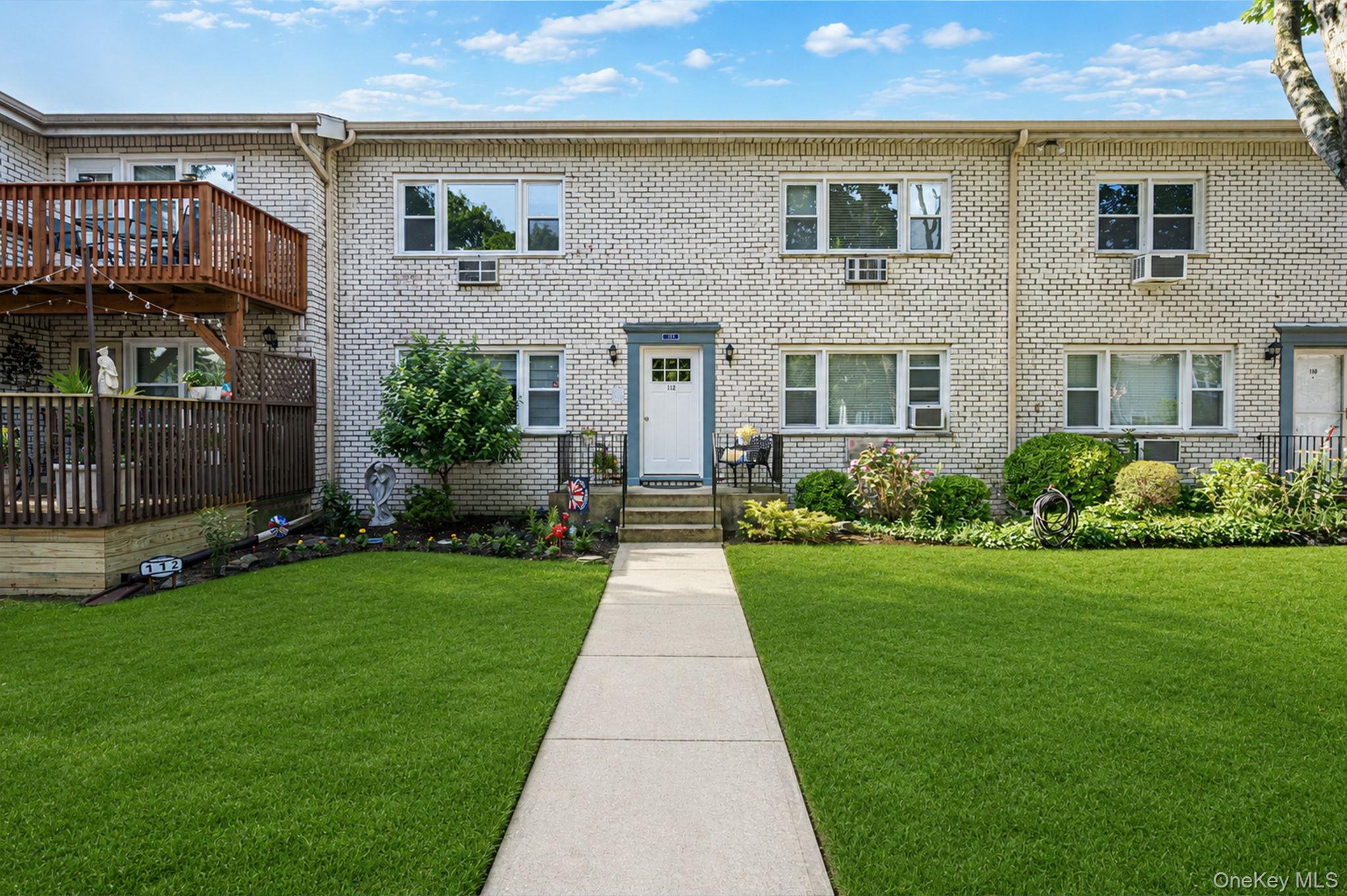 112 Cardinal Lane 2a Property Photo 2