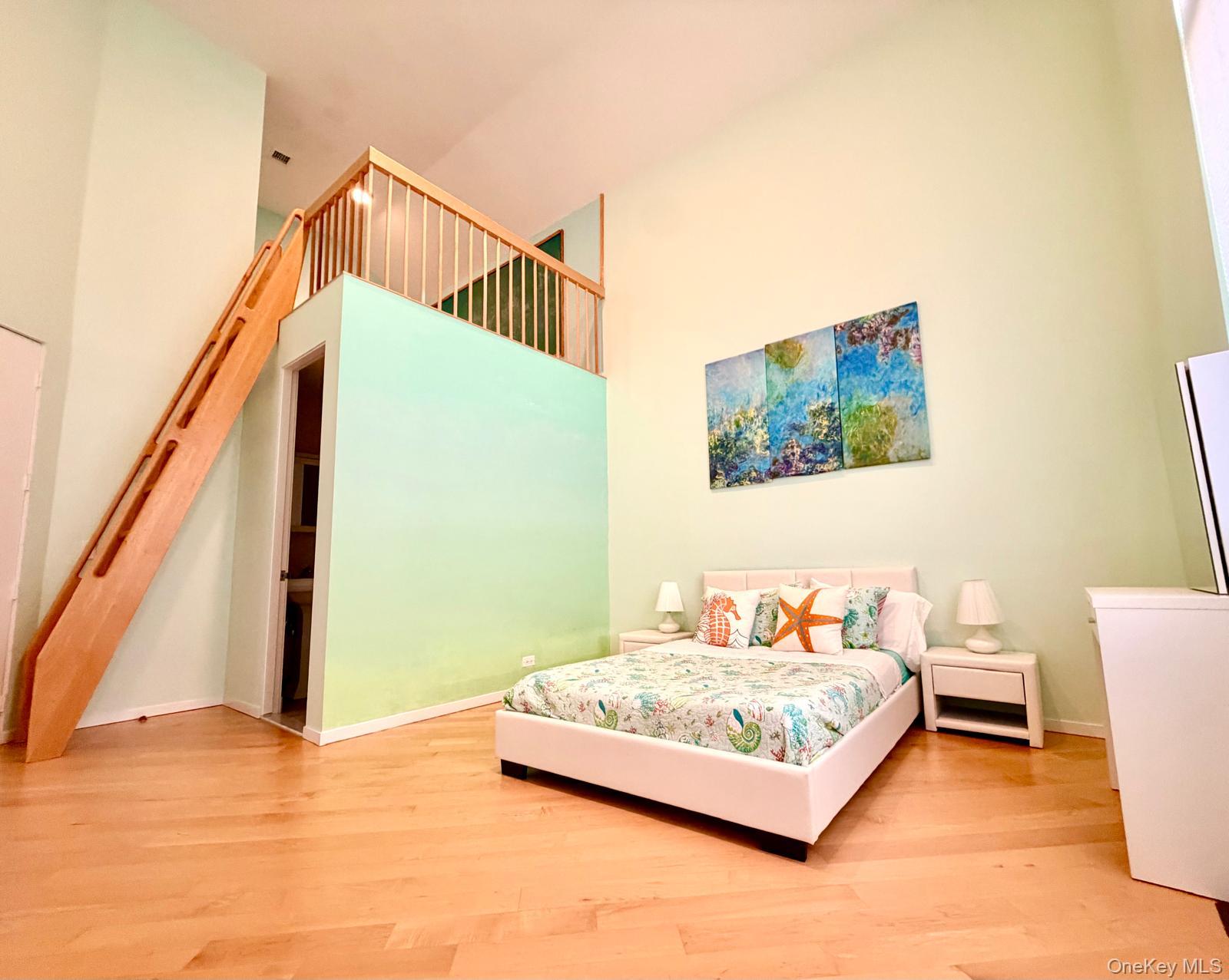 18 Pine Tree Lane Property Photo 23