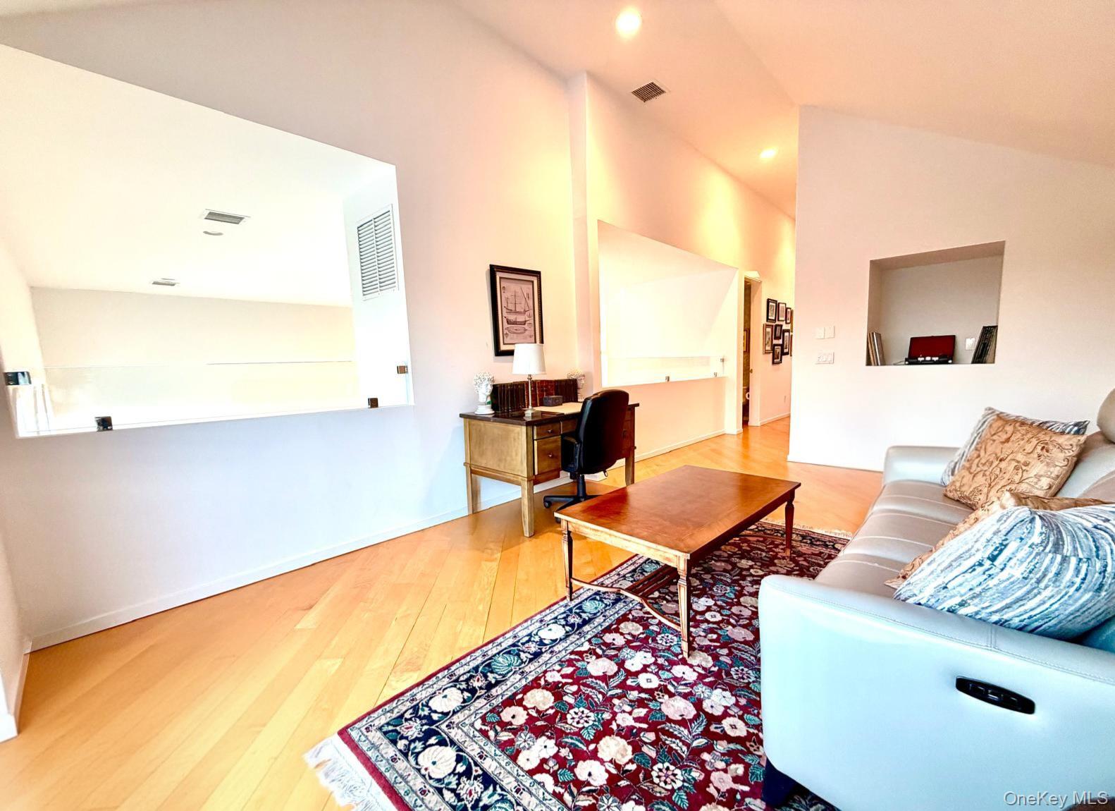 18 Pine Tree Lane Property Photo 26