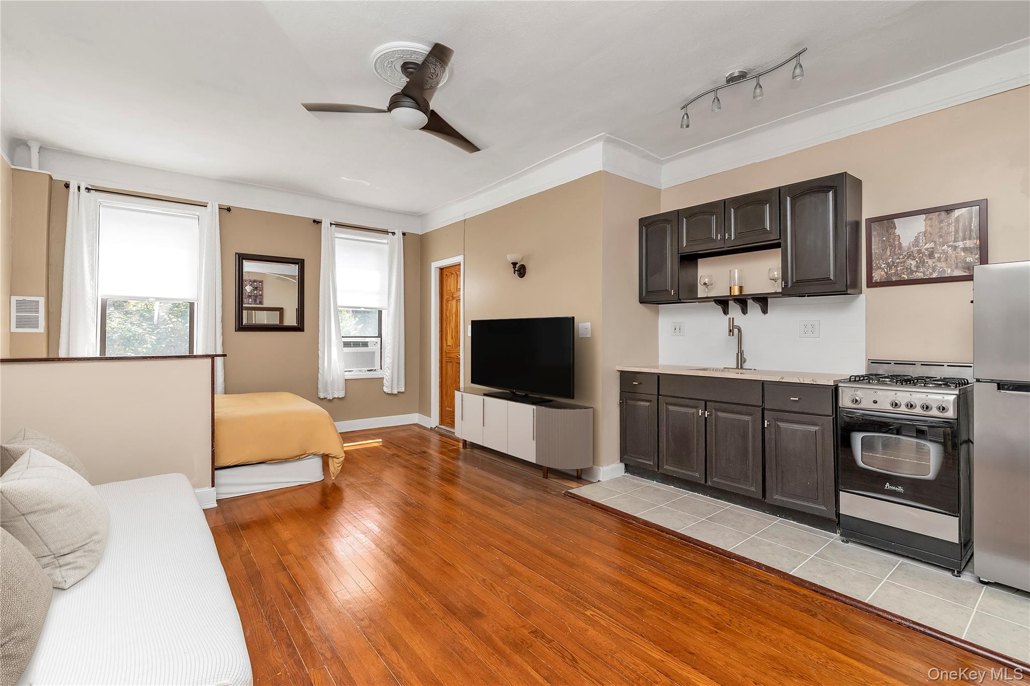 160-15 Powells Cove Boulevard A1 Property Photo 2