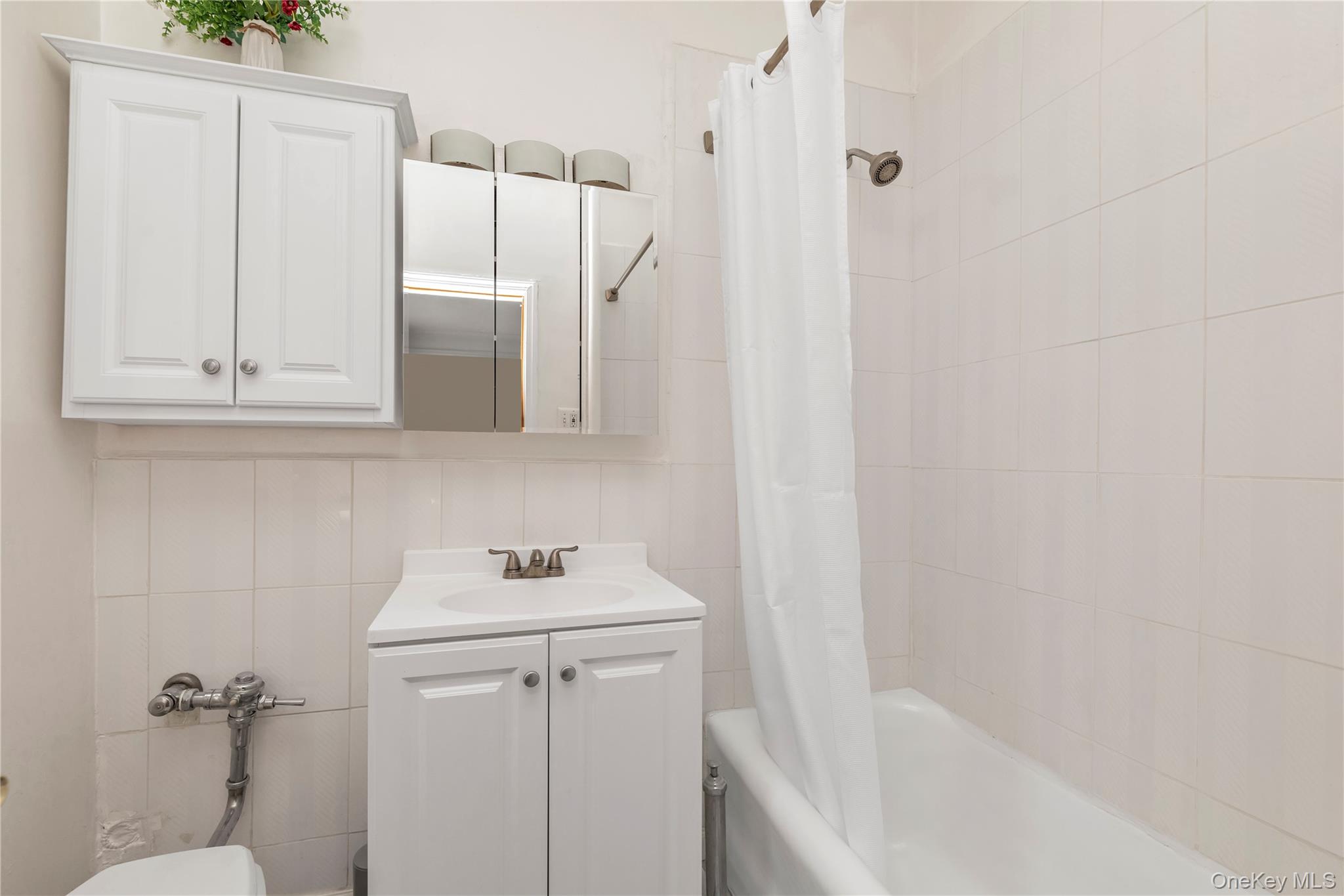 160-15 Powells Cove Boulevard A1 Property Photo 7