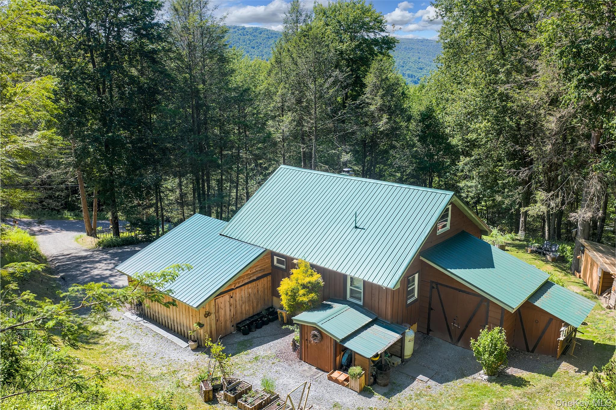 747 Crystal Meadows Road Property Photo 48