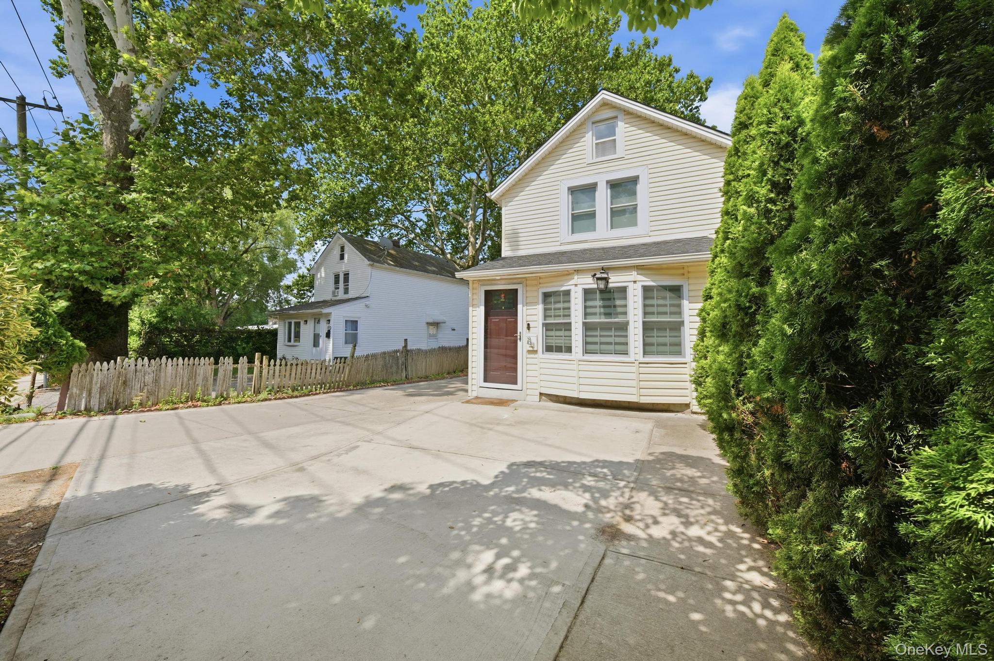 89 Harbor Road Property Photo 3