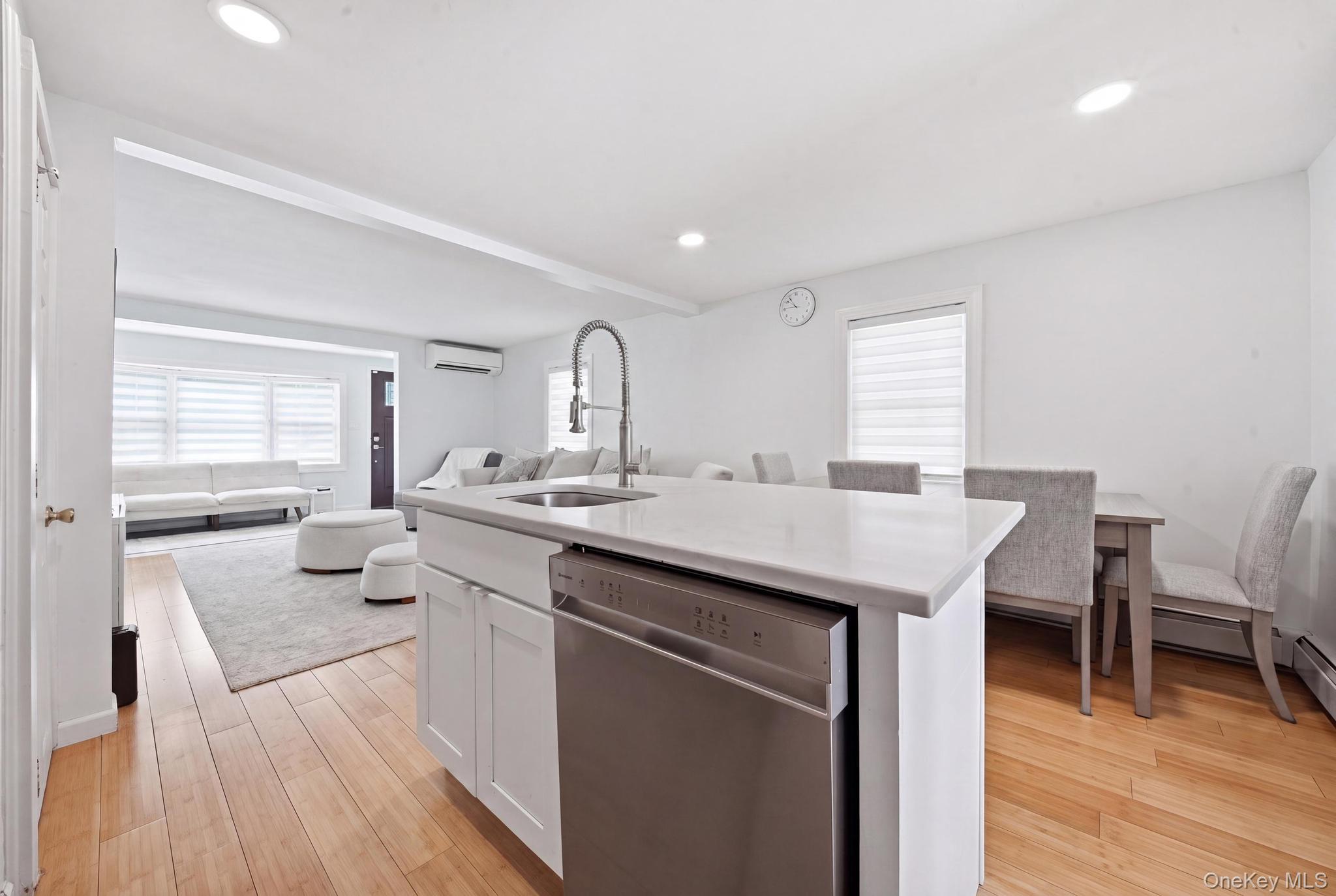 89 Harbor Road Property Photo 11