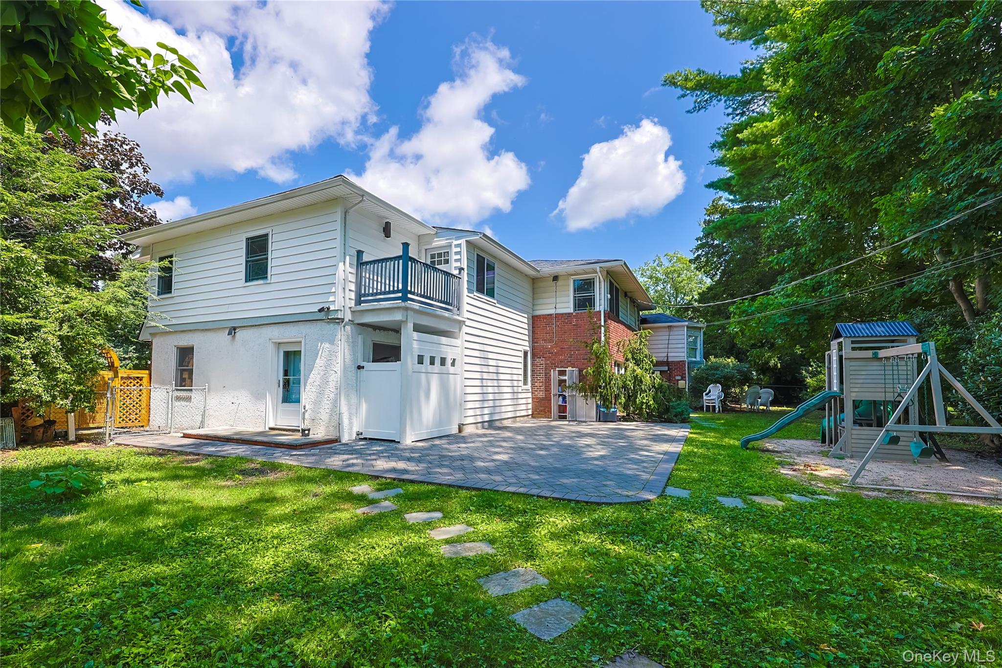 78 Poplar Street Property Photo 3