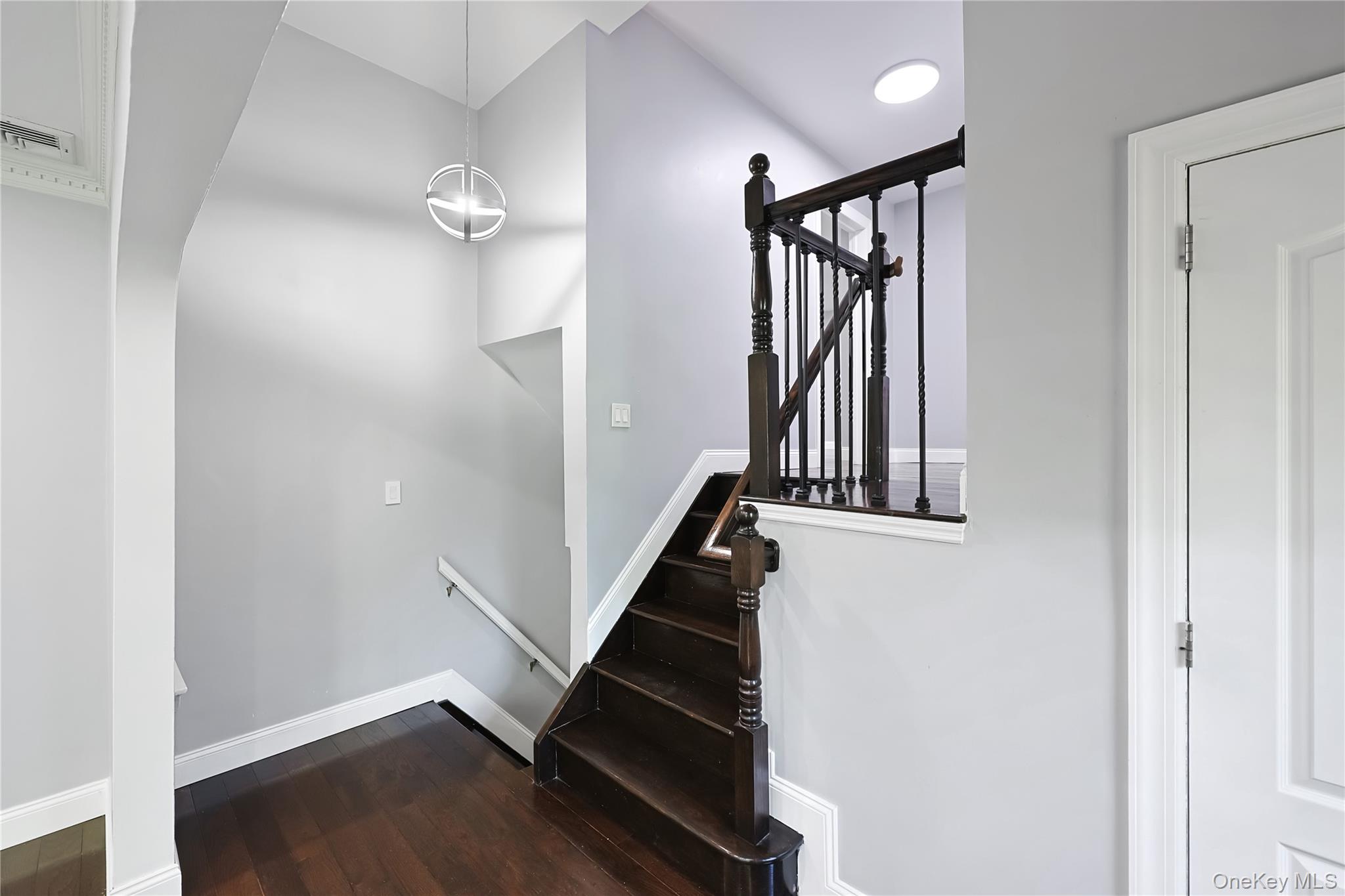 78 Poplar Street Property Photo 6