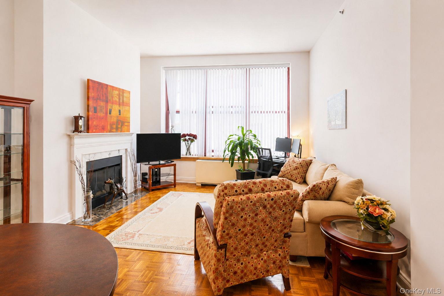 1 Scarsdale Road 409 Property Photo 7