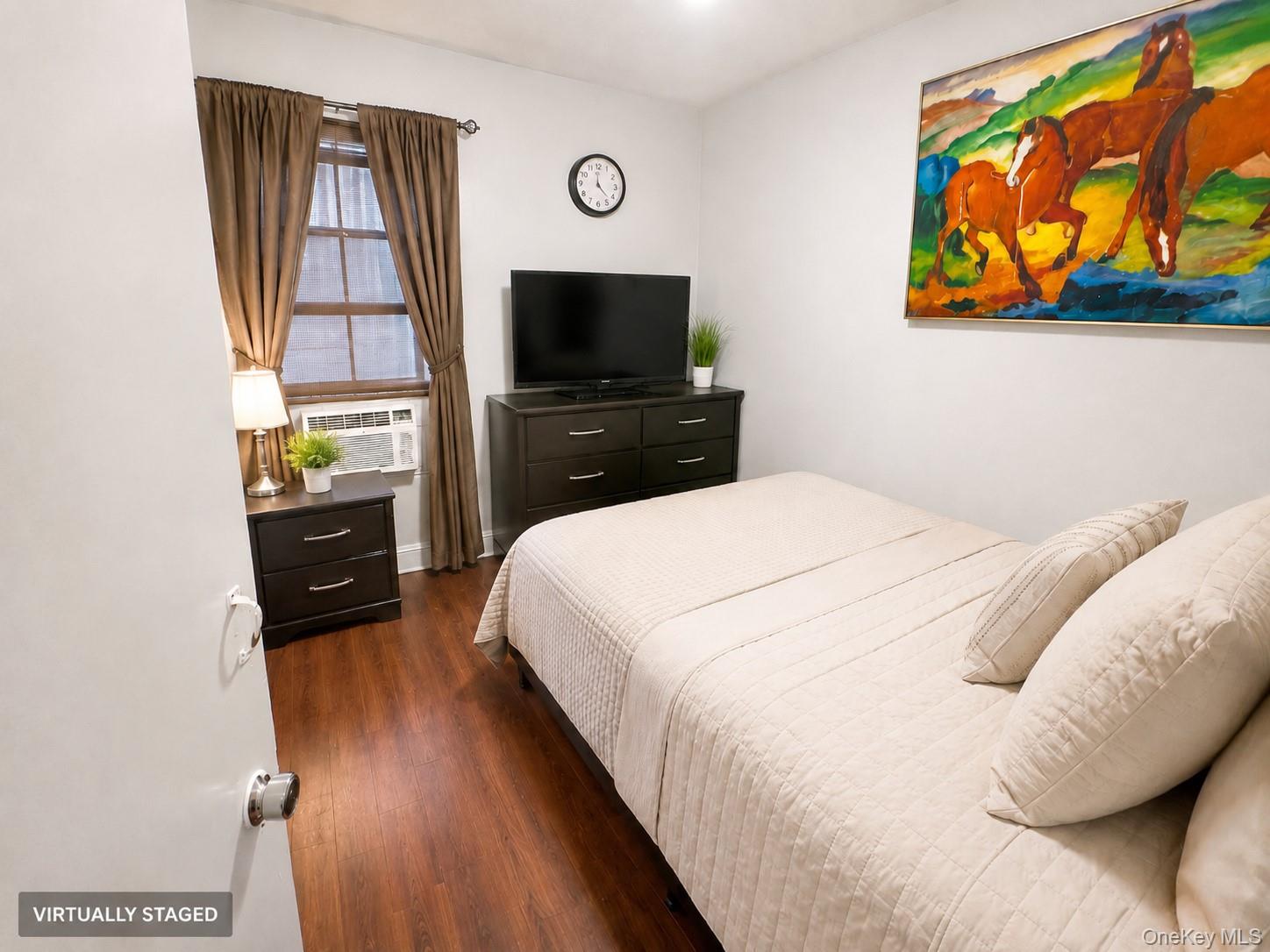 10713 Sutter Avenue Property Photo 16